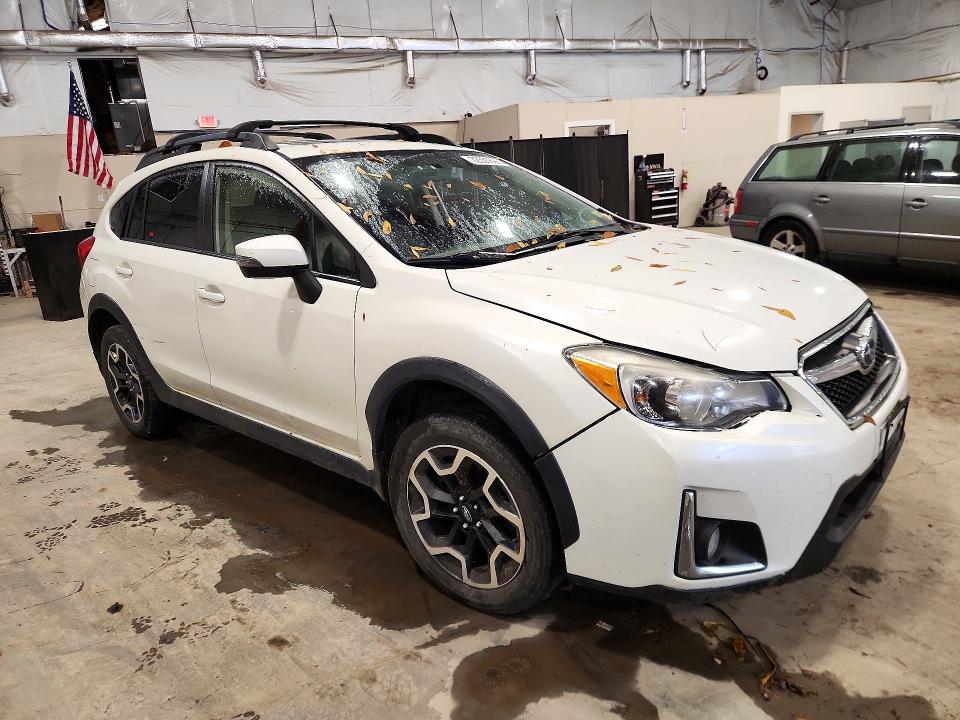 Снимка 4 от търг – 2016 SUBARU CROSSTREK с VIN JF2GPALC7G8206046