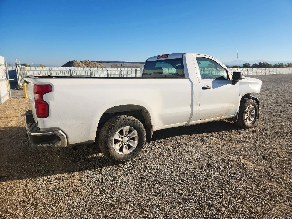 Снимка 3 от търг – 2021 CHEVROLET SILVERADO с VIN 3GCNWAEF2MG244564