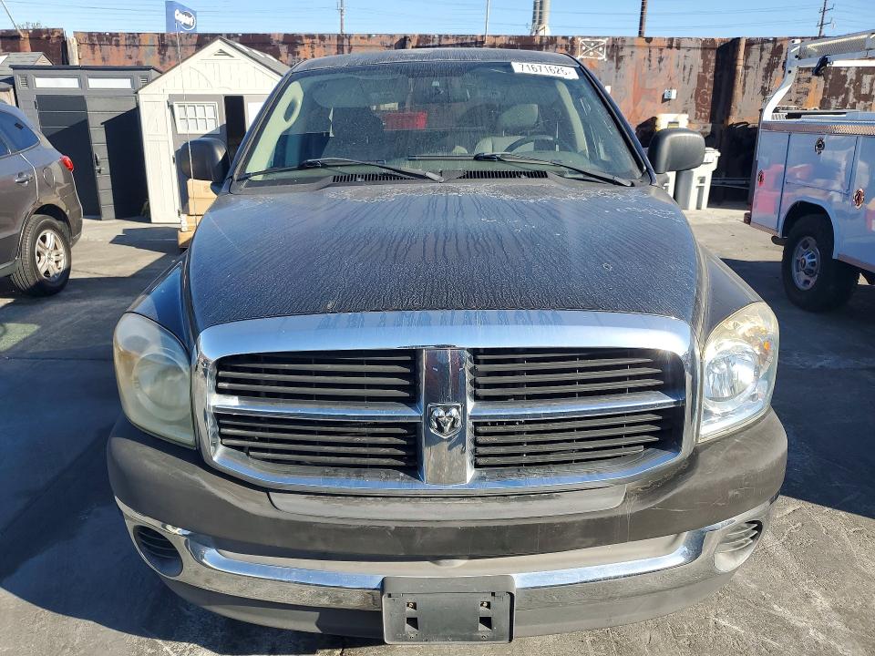Zdjęcie 5 z aukcji – 2008 DODGE RAM 1500 z VIN 1D7HA18208J160810