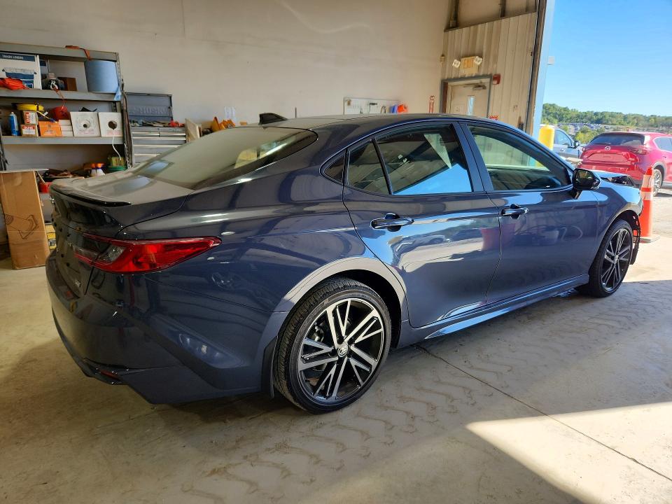 Foto 3 de la subasta – 2026 TOYOTA CAMRY con VIN 4T1DAACK7TU775812