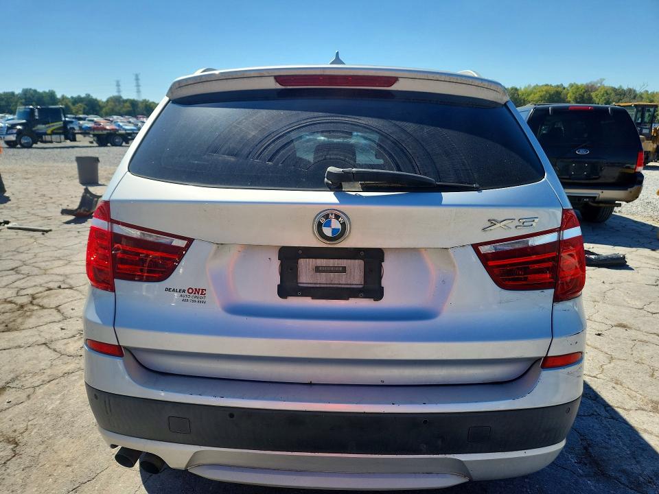 Zdjęcie 6 z aukcji – 2011 BMW X3 z VIN 5UXWX5C59BL708211