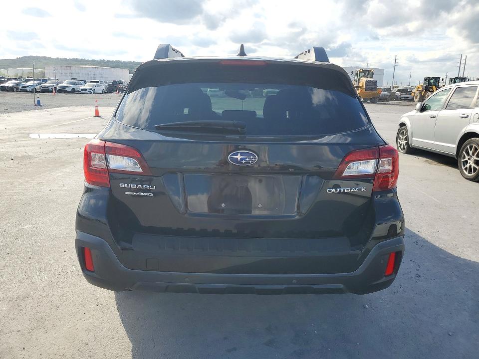 Photo 6 from auction – 2018 SUBARU OUTBACK with VIN 4S4BSANC7J3368005