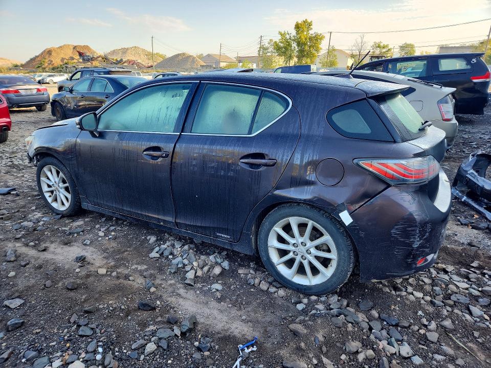 Фото 2 с аукциона – 2011 LEXUS CT с VIN JTHKD5BH9B2041424