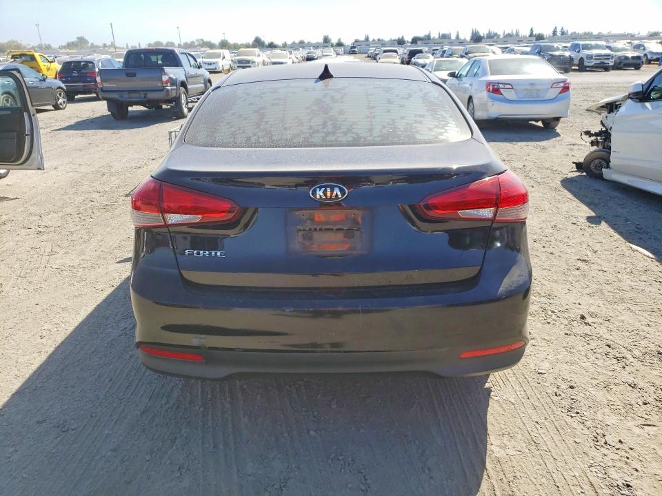 Фото 6 с аукциона – 2017 KIA FORTE с VIN 3KPFK4A72HE061456