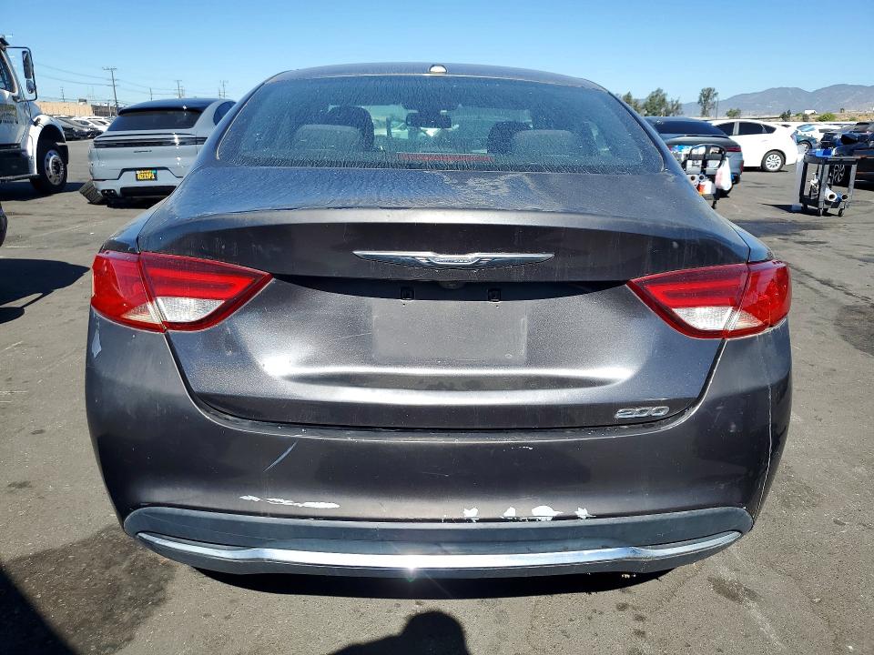 Zdjęcie 6 z aukcji – 2016 CHRYSLER 200 z VIN 1C3CCCABXGN102770