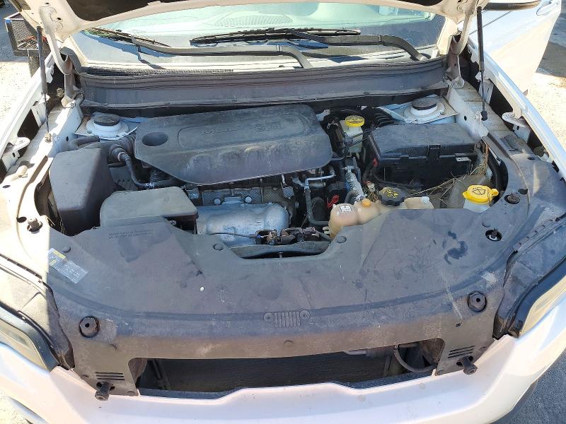 Photo 11 from auction – 2021 JEEP CHEROKEE with VIN 1C4PJLLB3MD220922