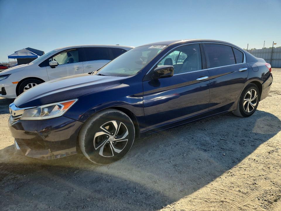 HONDA ACCORD 2017 с VIN 1HGCR2F3XHA200729 - Снимка от търг