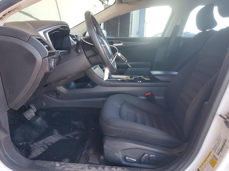 Фото 7 с аукциона – 2015 FORD FUSION с VIN 3FA6P0LU9FR225293