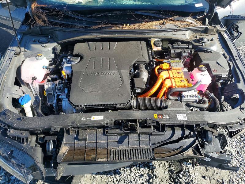 Снимка 11 от търг – 2026 HYUNDAI ELANTRA HYBRID с VIN KMHLM4DJXTU183637