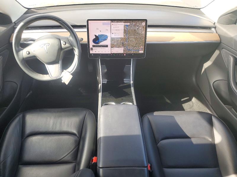 Снимка 8 от търг – 2018 TESLA MODEL 3 с VIN 5YJ3E1EB6JF088490
