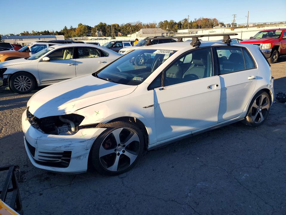 2015 VOLKSWAGEN GTI - Търг №73493386