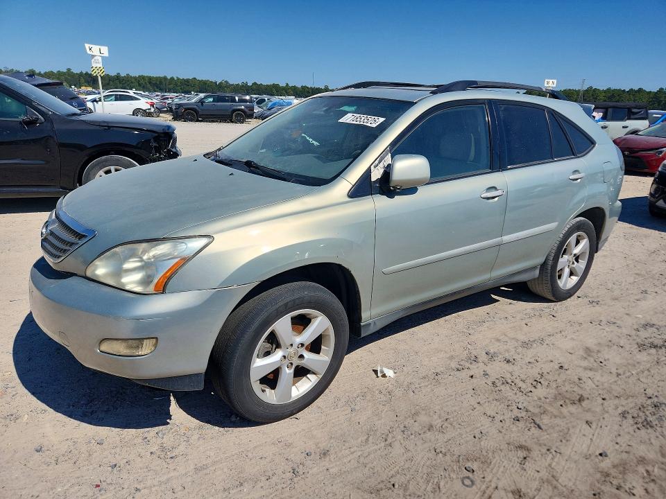 LEXUS RX 2005 مع رقم تعريف المركبة 2T2GA31U45C037852 - صورة من المزاد