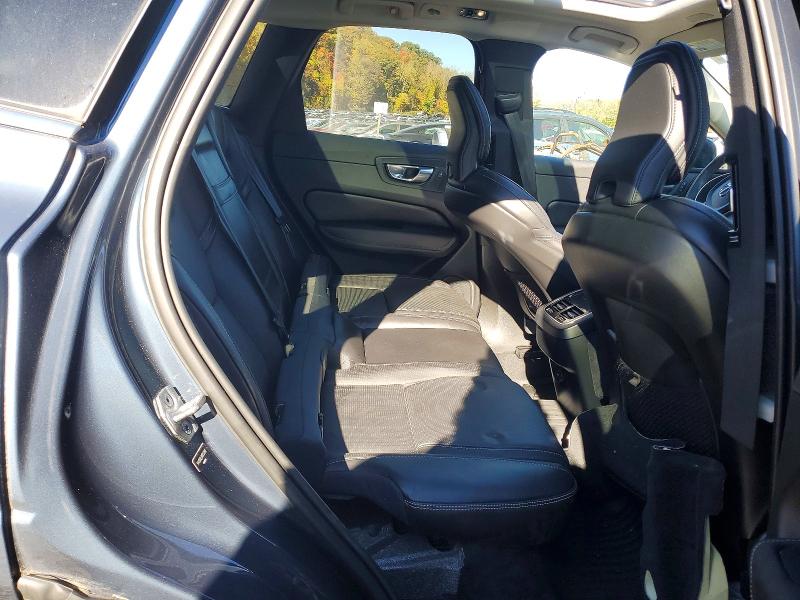 Photo 10 from auction – 2021 VOLVO XC60 with VIN YV4102RLXM1753240