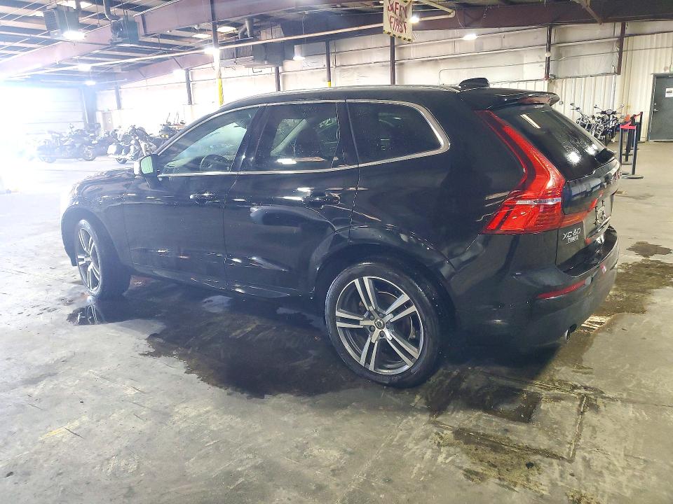 Снимка 2 от търг – 2019 VOLVO XC60 с VIN LYV102DK8KB197422