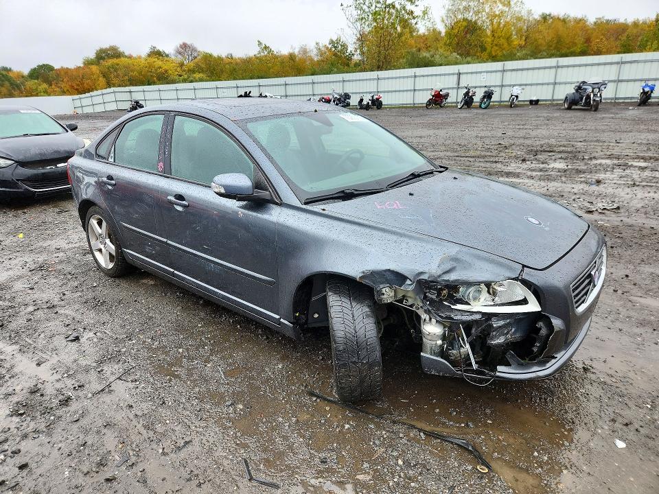 Фото 4 с аукциона – 2008 VOLVO S40 с VIN YV1MS390382383975