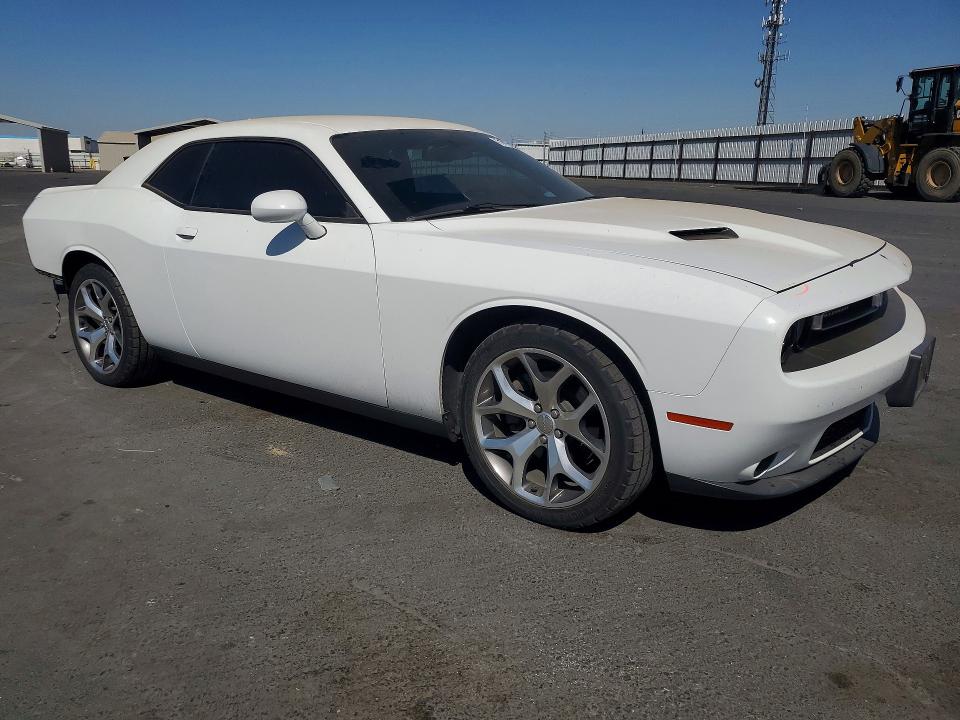 Снимка 4 от търг – 2016 DODGE CHALLENGER с VIN 2C3CDZAG7GH129395