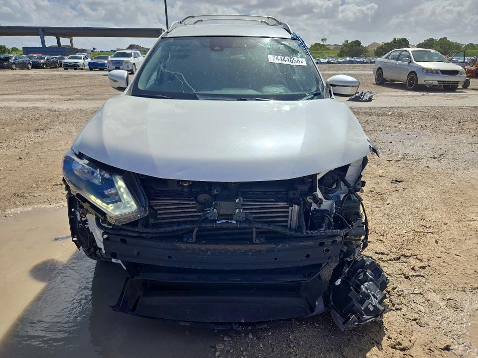 Снимка 5 от търг – 2019 NISSAN ROGUE с VIN KNMAT2MV7KP550061