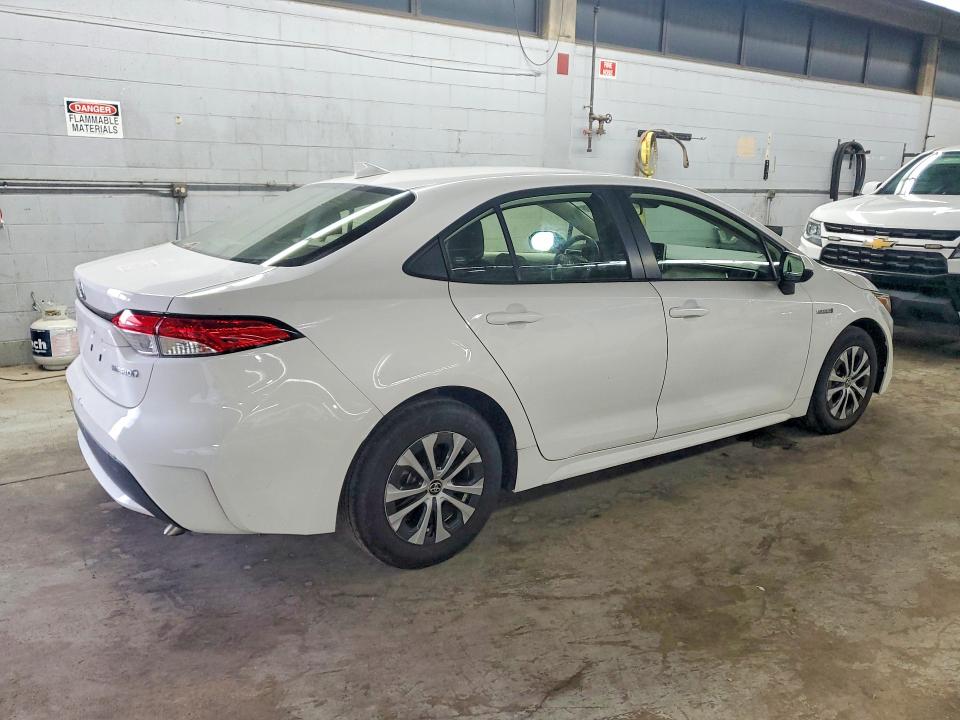 Фото 3 с аукциона – 2021 TOYOTA COROLLA с VIN JTDEAMDE6MJ011908