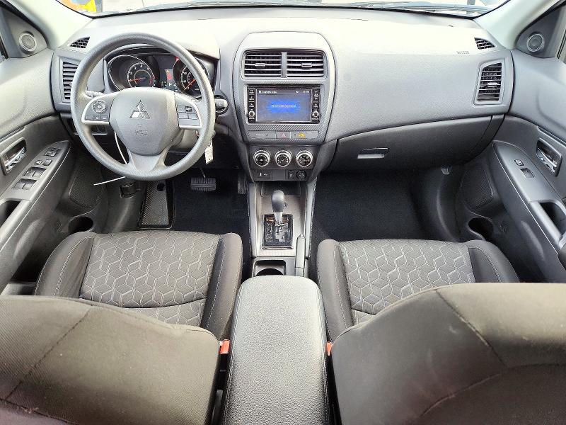 Снимка 8 от търг – 2025 MITSUBISHI OUTLANDER SPORT с VIN JA4ARUAU2SU005595