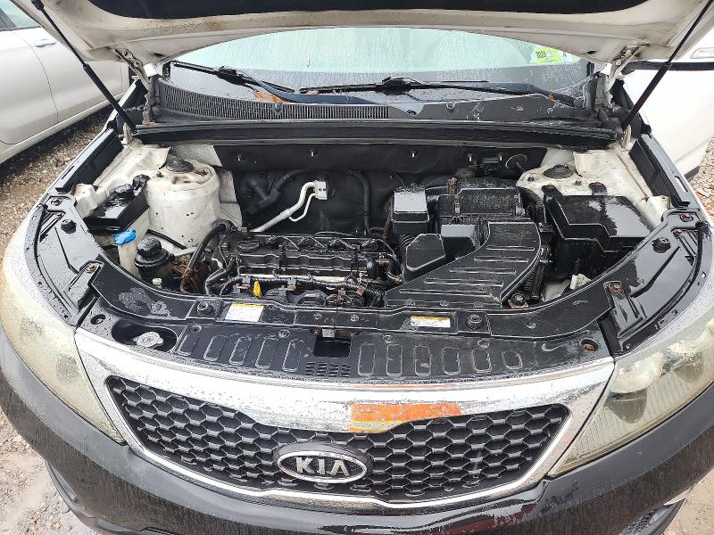Фото 11 с аукциона – 2011 KIA SORENTO с VIN 5XYKTCA12BG133462