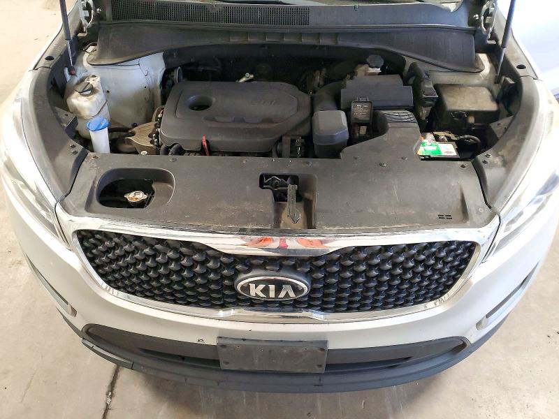Foto 12 de la subasta – 2016 KIA SORENTO con VIN 5XYPGDA37GG041739