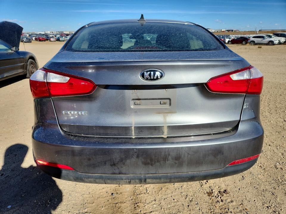 Zdjęcie 6 z aukcji – 2016 KIA FORTE z VIN KNAFX4A65G5452228