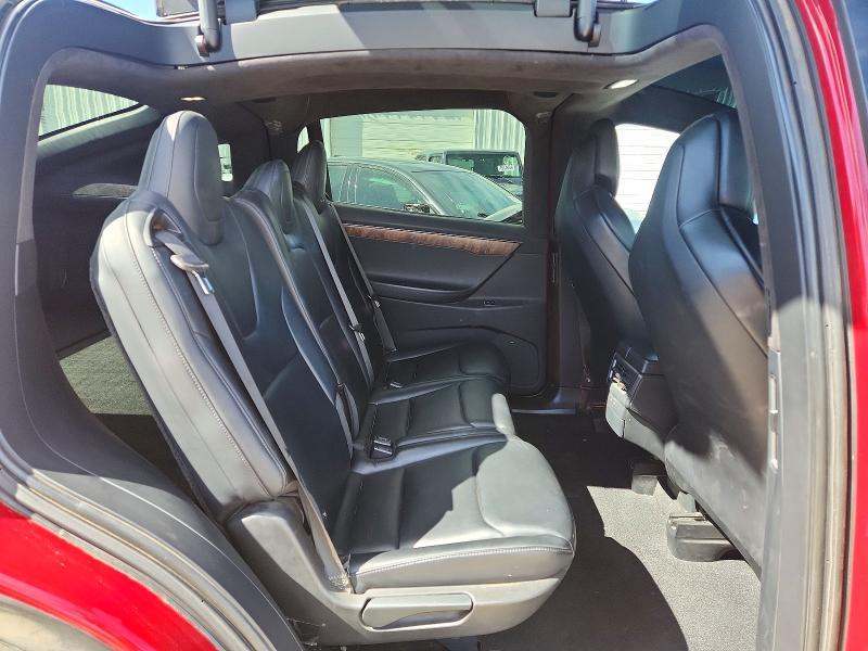 Снимка 10 от търг – 2018 TESLA MODEL X с VIN 5YJXCDE2XJF142611