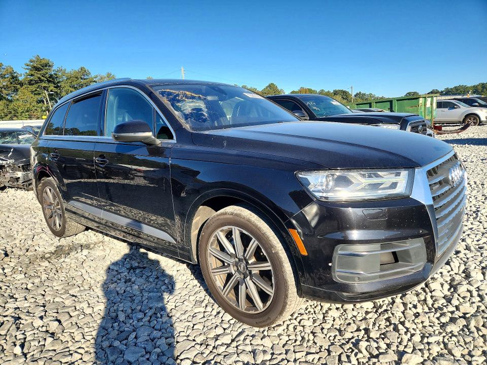 Снимка 4 от търг – 2017 AUDI Q7 с VIN WA1AAAF77HD005559