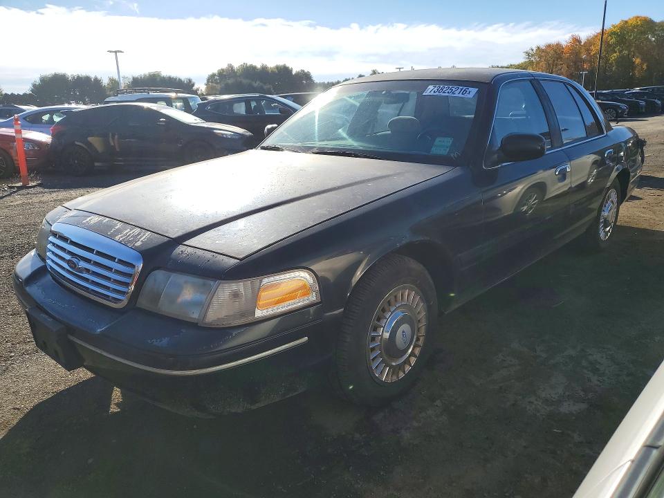 2002 FORD CROWN VICTORIA - Търг №73825216
