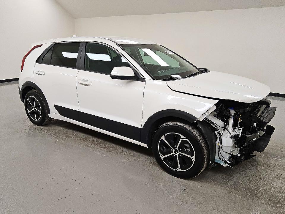 Снимка 4 от търг – 2026 KIA NIRO с VIN KNDCP3LE8T5359377
