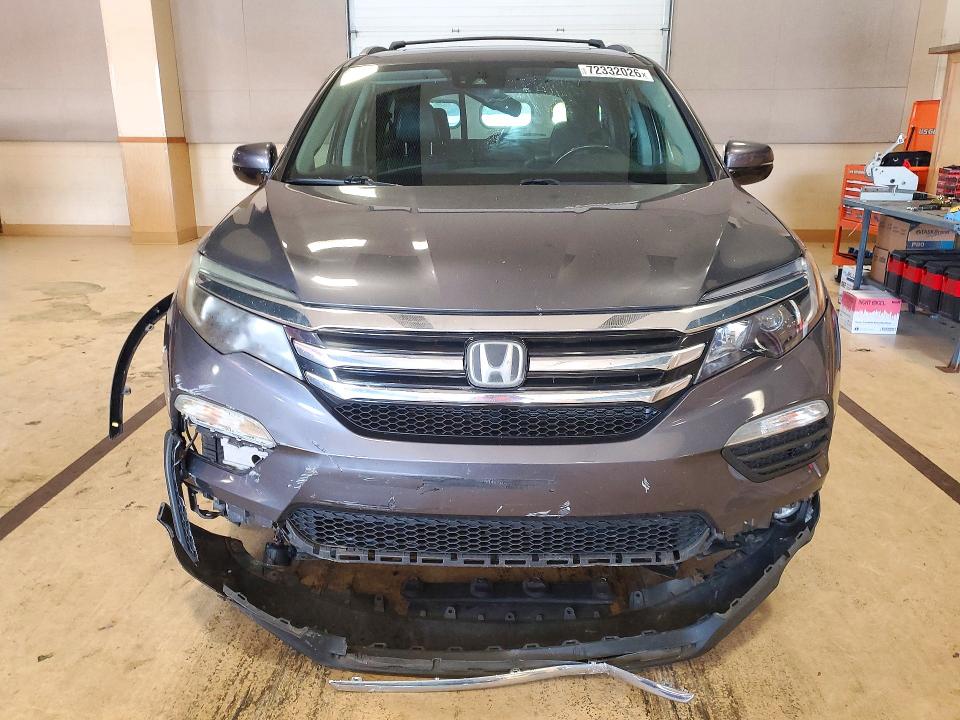 Снимка 5 от търг – 2017 HONDA PILOT с VIN 5FNYF6H00HB104705