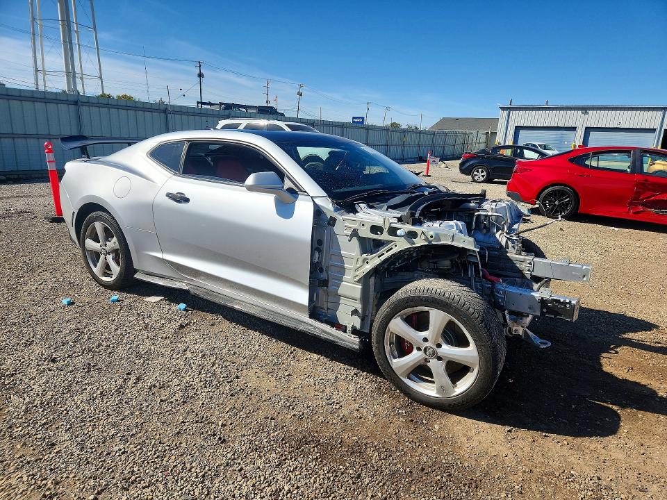 Photo 4 from auction – 2017 CHEVROLET CAMARO with VIN 1G1FF1R76H0209598