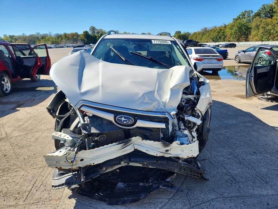 Foto 5 de la subasta – 2019 SUBARU FORESTER con VIN JF2SKAGC9KH522575