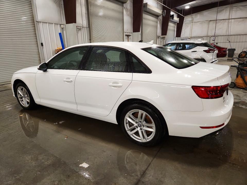 Снимка 2 от търг – 2017 AUDI A4 с VIN WAUANAF45HN043976