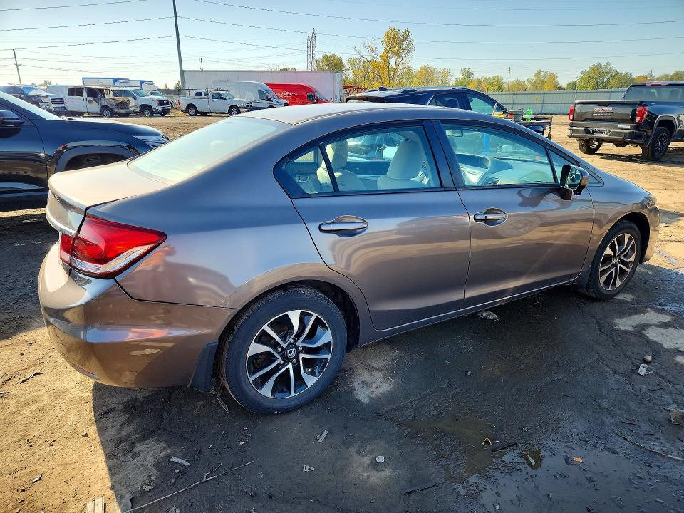 Photo 3 from auction – 2014 HONDA CIVIC with VIN 2HGFB2F89EH543977