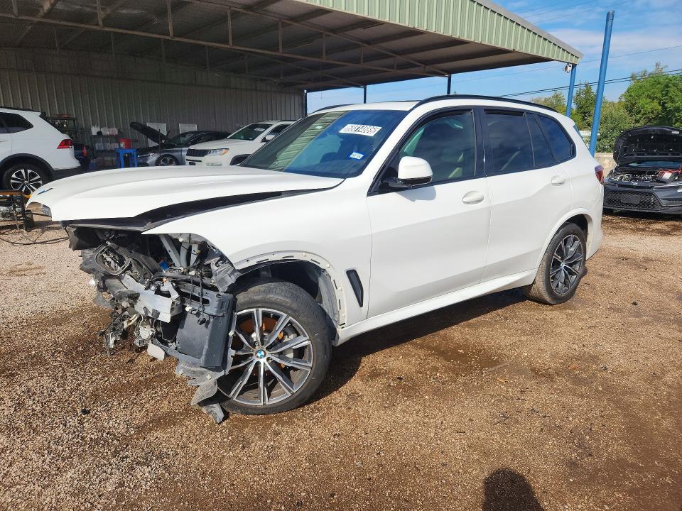 BMW X5 2020 with VIN 5UXCR4C00L9C25512 - Photo from auction