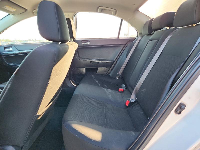Снимка 10 от търг – 2016 MITSUBISHI LANCER с VIN JA32U2FU7GU012411