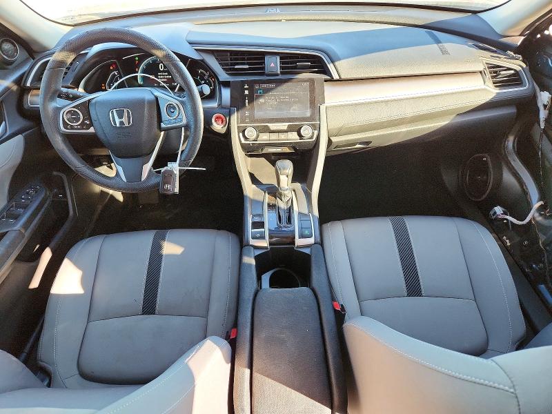 Photo 8 from auction – 2018 HONDA CIVIC with VIN 19XFC2F71JE012054