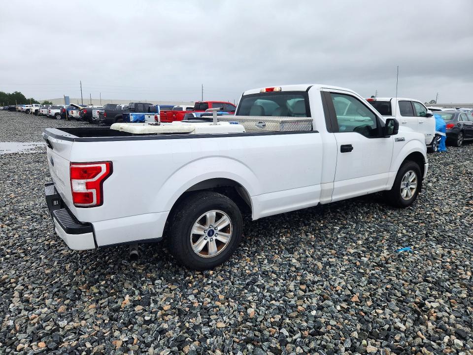 Photo 3 from auction – 2018 FORD F150 with VIN 1FTMF1CB9JKC97665