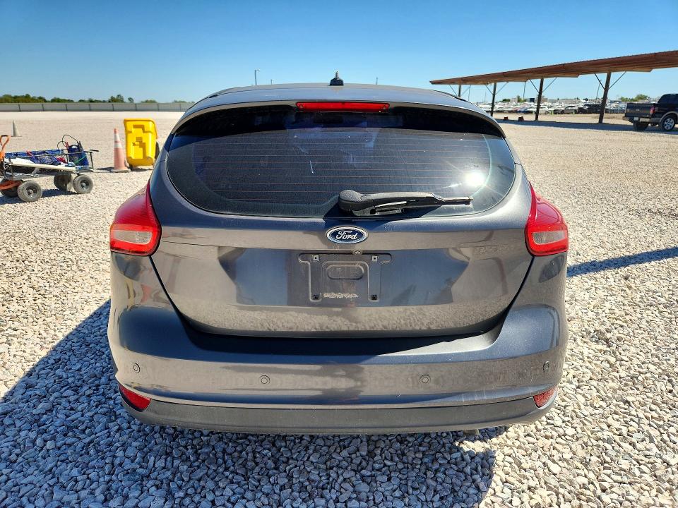 Photo 6 from auction – 2016 FORD FOCUS with VIN 1FADP3K28GL262537