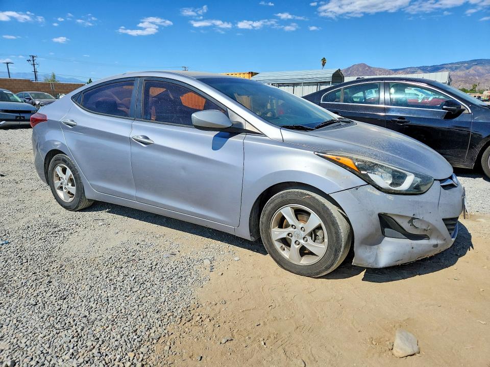 Снимка 4 от търг – 2015 HYUNDAI ELANTRA с VIN 5NPDH4AEXFH558767