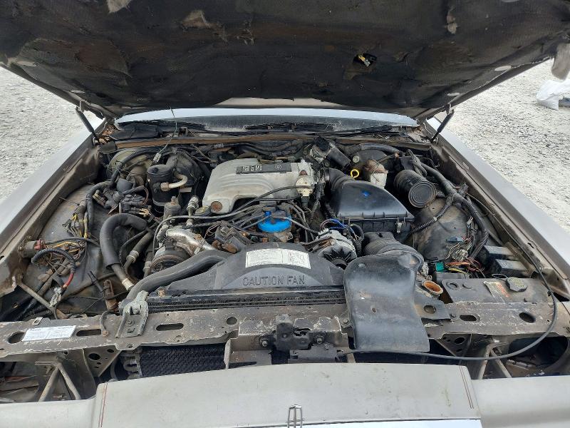 Снимка 11 от търг – 1988 LINCOLN TOWN CAR с VIN 1LNBM82F0JY788550