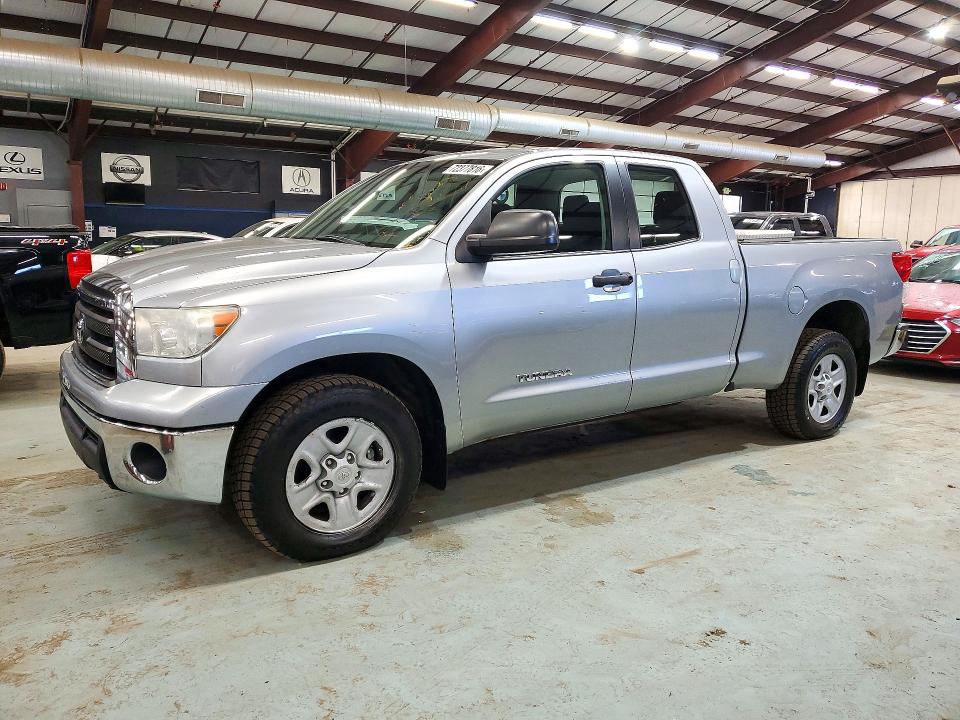 TOYOTA TUNDRA 2013 с VIN 5TFUM5F16DX041748 - Снимка от търг