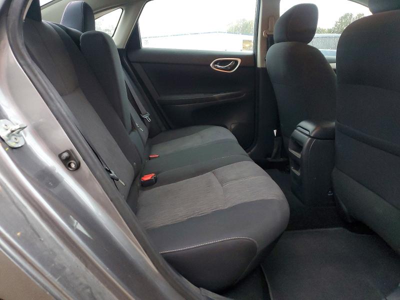 Photo 10 from auction – 2015 NISSAN SENTRA with VIN 3N1AB7AP2FY297938