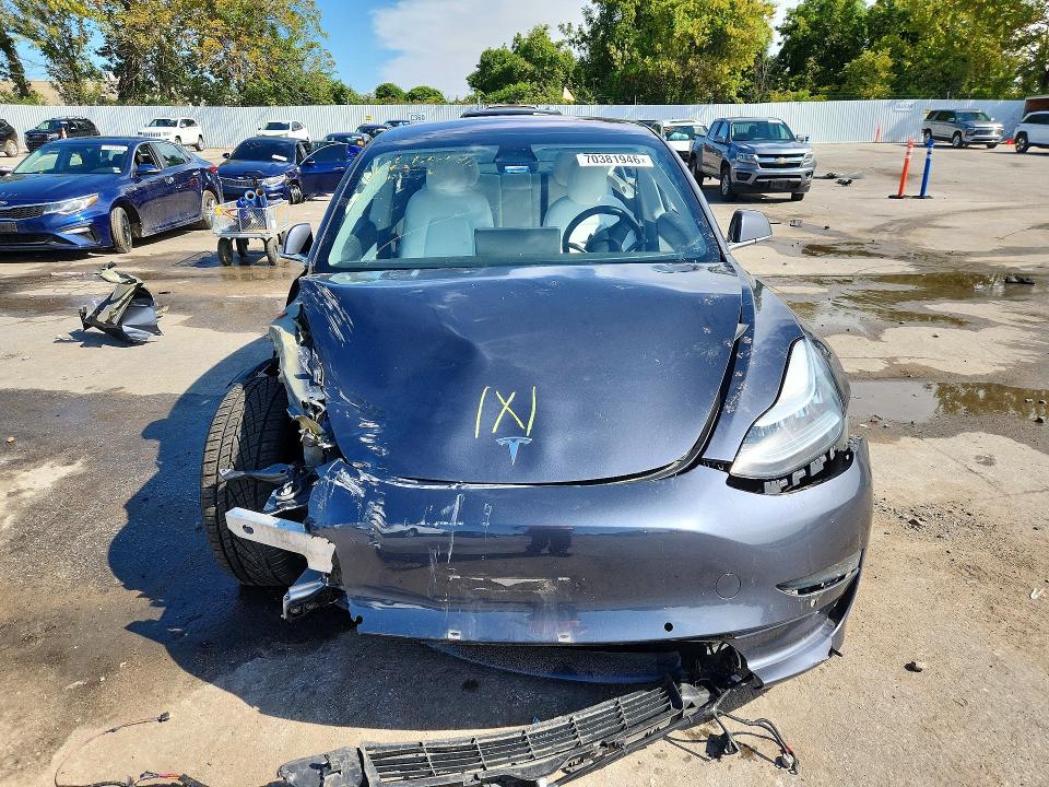 Снимка 5 от търг – 2018 TESLA MODEL 3 с VIN 5YJ3E1EB8JF074977