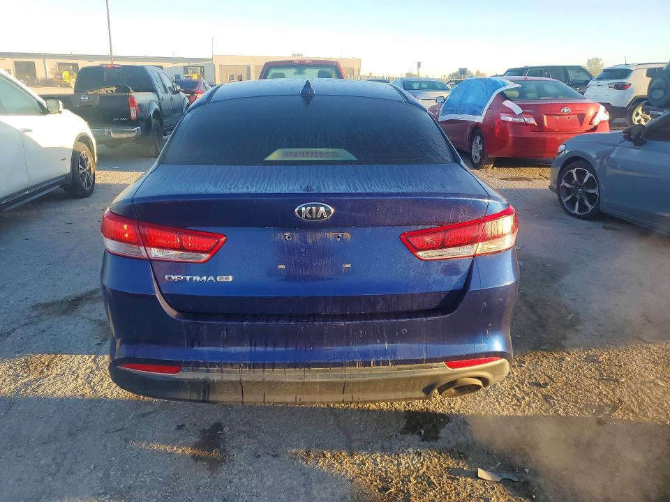 Zdjęcie 6 z aukcji – 2018 KIA OPTIMA z VIN 5XXGT4L37JG202868