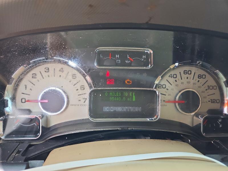 Снимка 9 от търг – 2014 FORD EXPEDITION с VIN 1FMJU1H51EEF46486