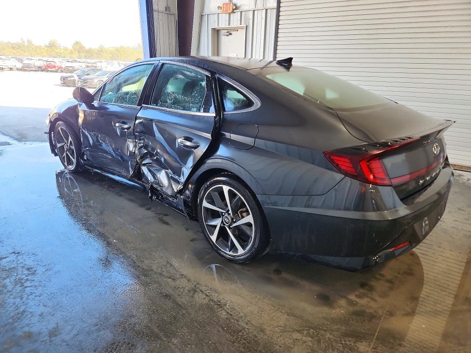 Снимка 2 от търг – 2021 HYUNDAI SONATA с VIN 5NPEJ4J21MH112342