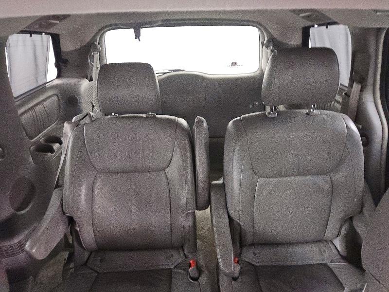 Photo 10 from auction – 2007 TOYOTA SIENNA with VIN 5TDZK22C37S038396