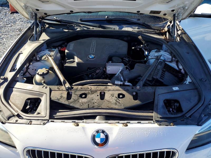 صورة رقم 11 من المزاد - 2016 BMW 528 مع VIN WBA5A7C55GG643042